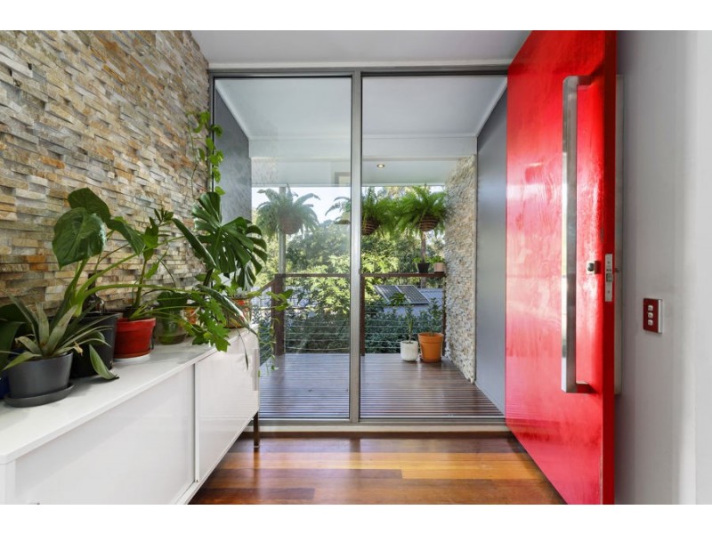 154 Russell Terrace, Indooroopilly QLD 4068