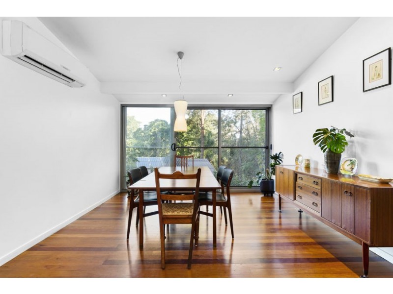 154 Russell Terrace, Indooroopilly QLD 4068