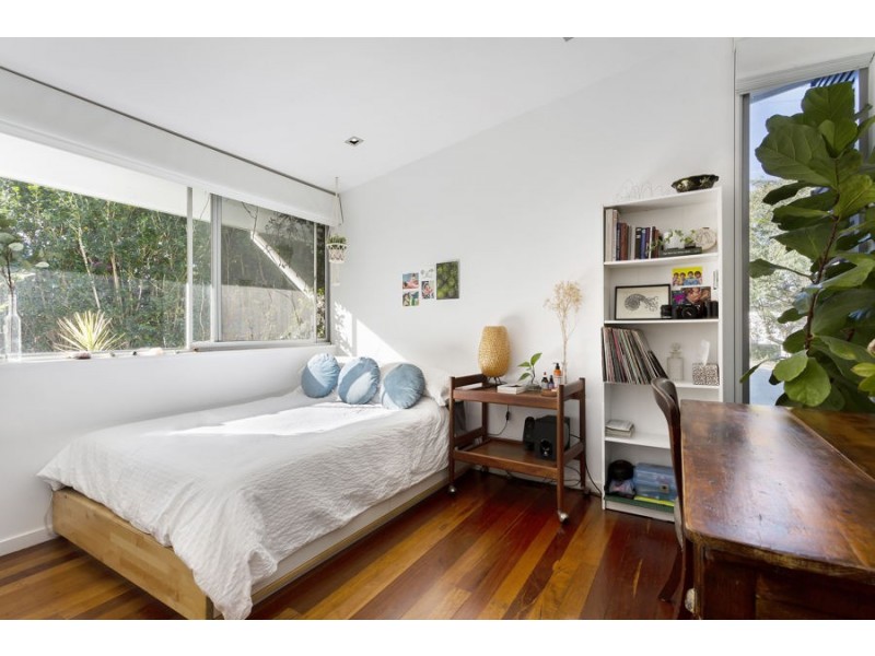 154 Russell Terrace, Indooroopilly QLD 4068