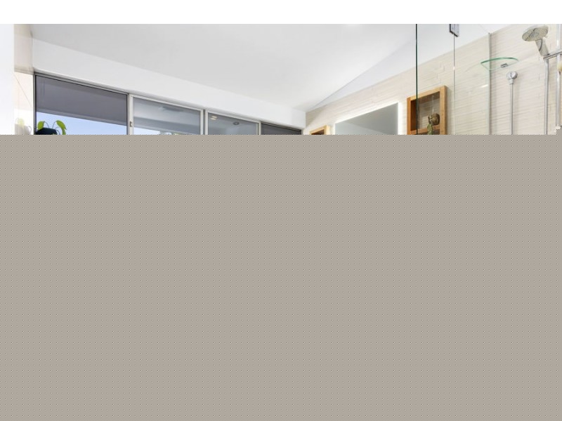 154 Russell Terrace, Indooroopilly QLD 4068