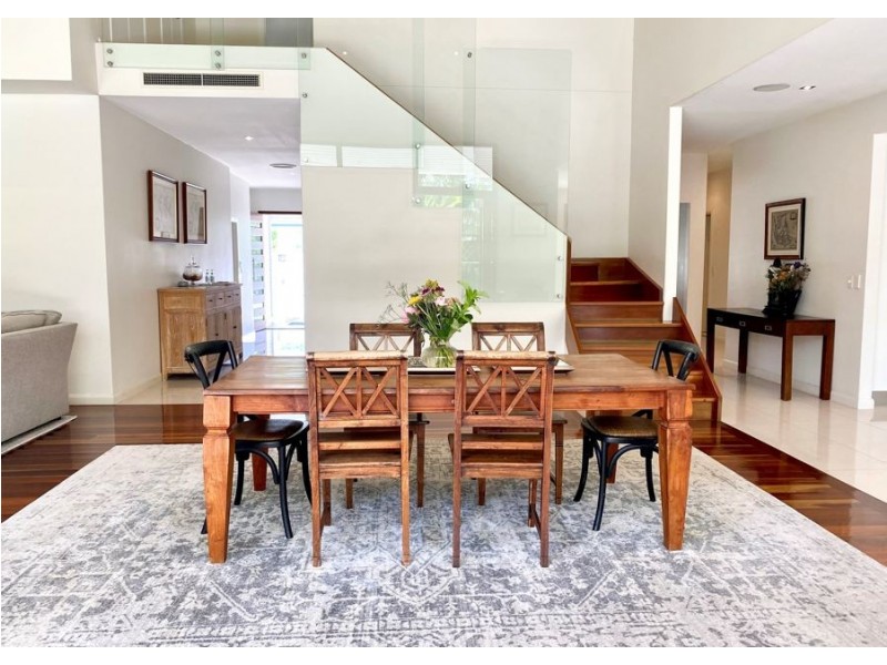 41 McDonald Street, Hawthorne QLD 4171