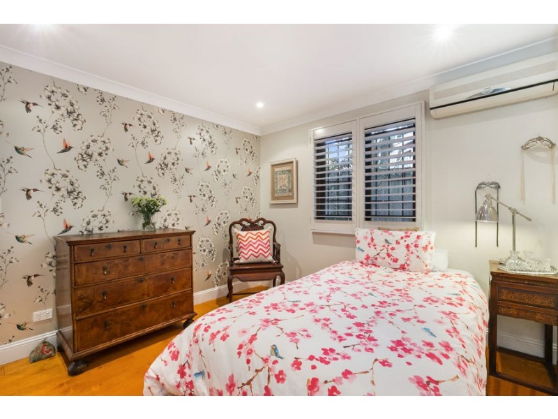 23 Molonga Terrace, Graceville QLD 4075