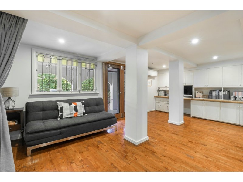 23 Molonga Terrace, Graceville QLD 4075