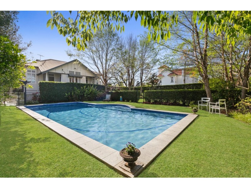 23 Molonga Terrace, Graceville QLD 4075