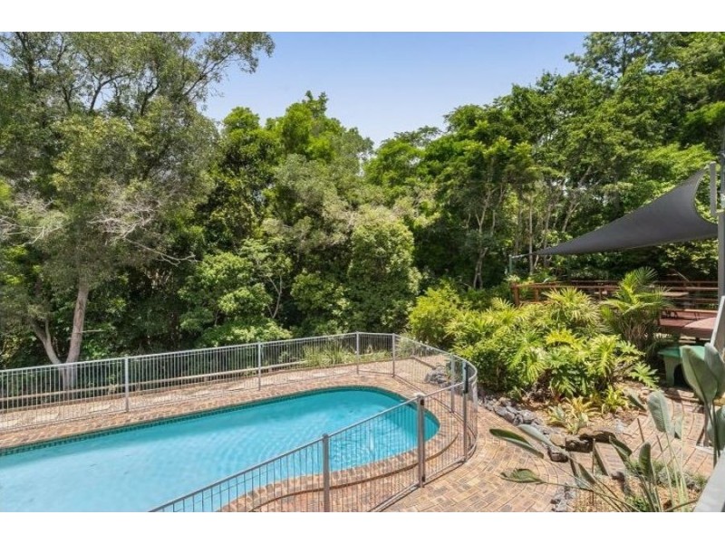 11 Mondra Street, Kenmore Hills QLD 4069