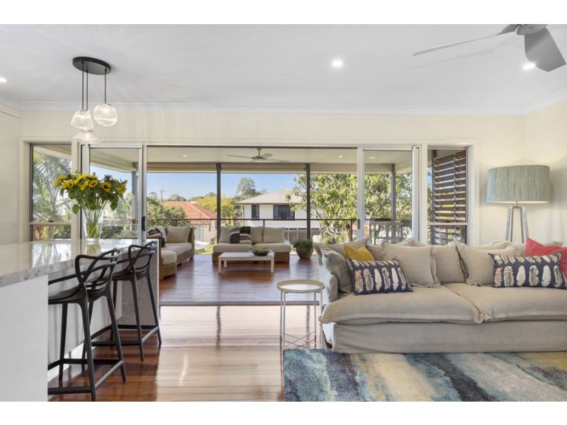 8 Coleman Street, Graceville QLD 4075