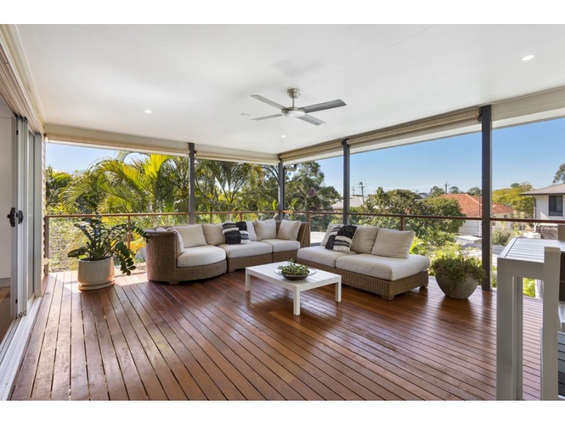 8 Coleman Street, Graceville QLD 4075