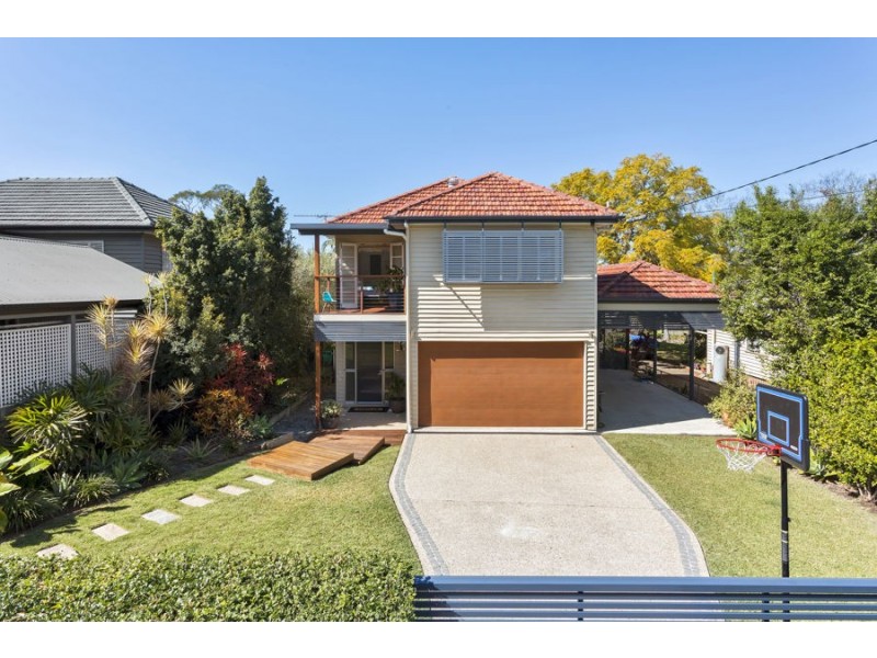 8 Coleman Street, Graceville QLD 4075