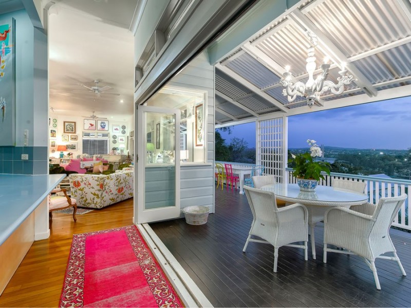 19 Rosebery Street, Highgate Hill QLD 4101