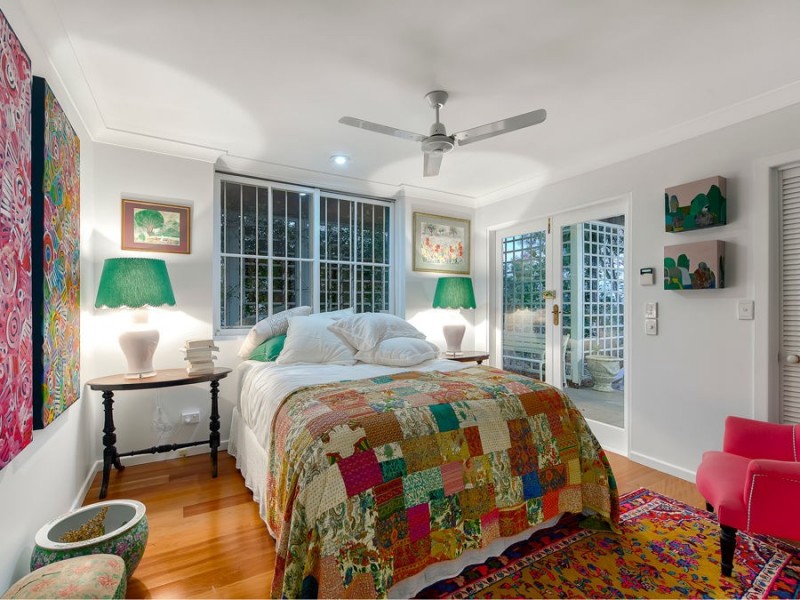 19 Rosebery Street, Highgate Hill QLD 4101