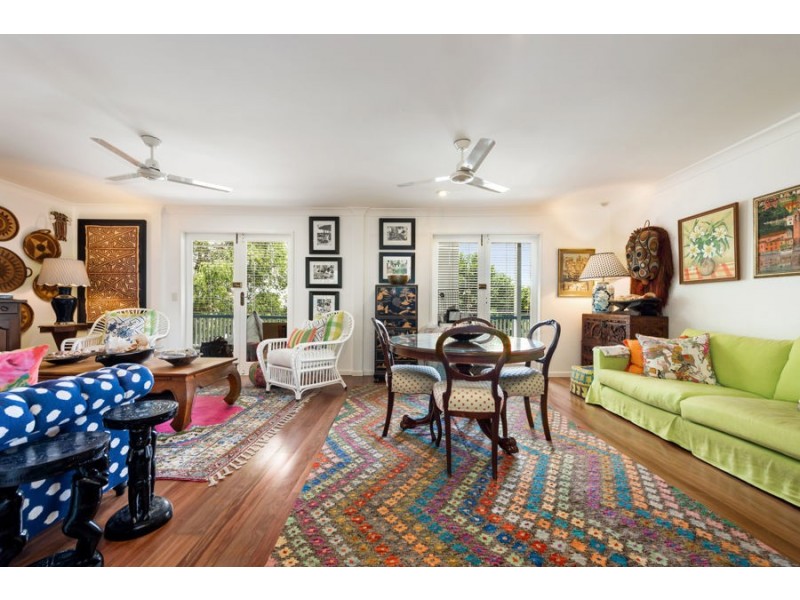 19 Rosebery Street, Highgate Hill QLD 4101