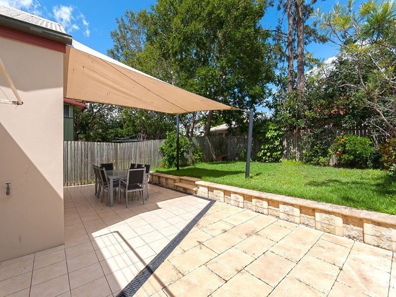 335 Oxley Road, Sherwood QLD 4075