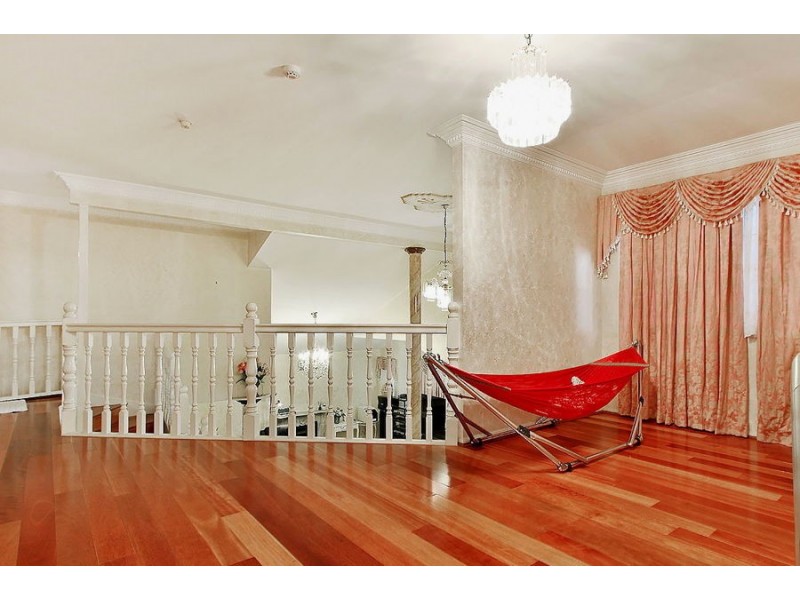 4 Daintree Place, Riverhills QLD 4074