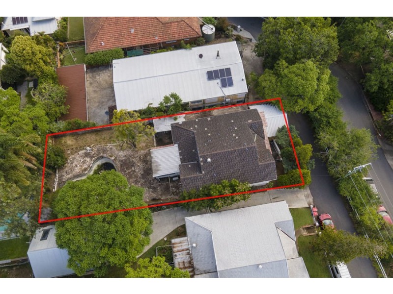 27 Derby Street, Highgate Hill QLD 4101
