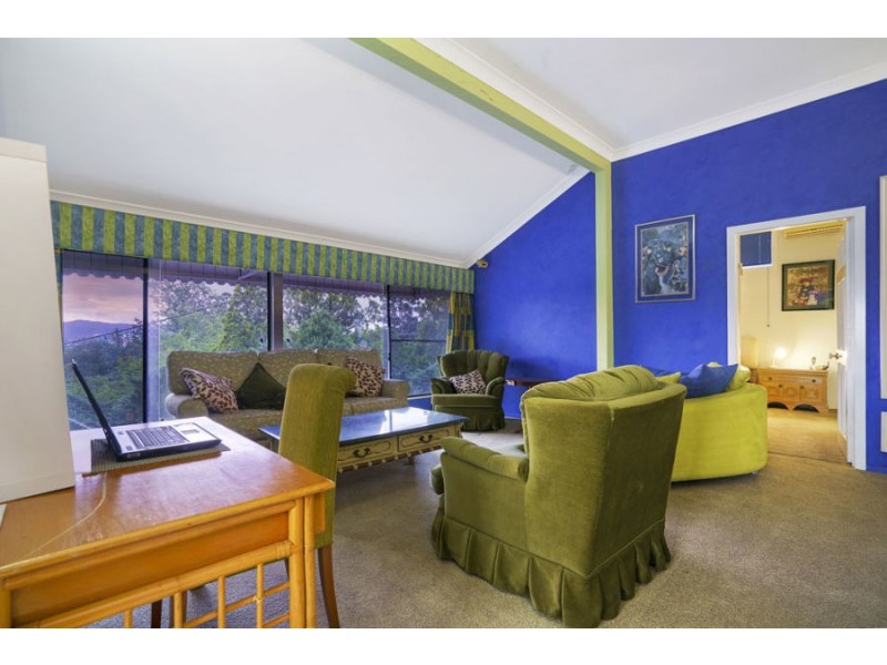 27 Derby Street, Highgate Hill QLD 4101