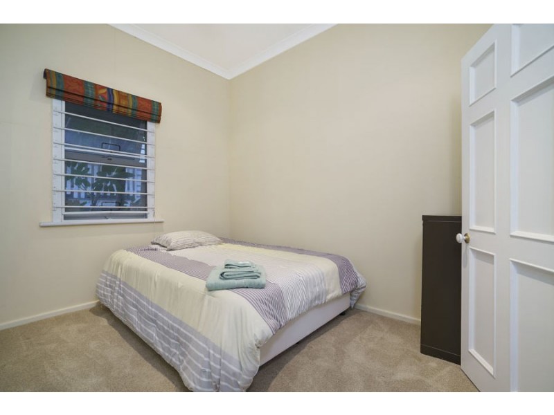 27 Derby Street, Highgate Hill QLD 4101