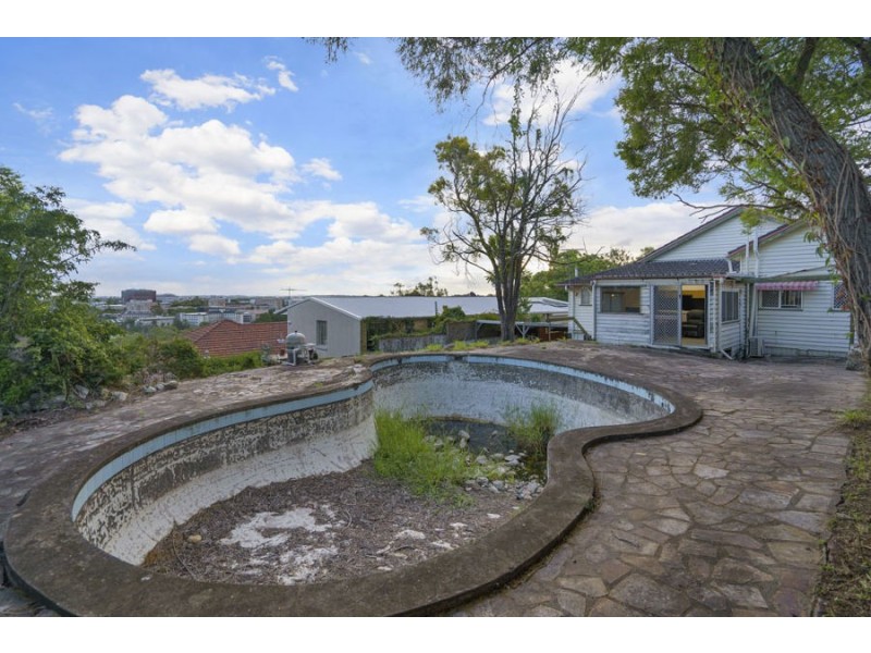 27 Derby Street, Highgate Hill QLD 4101
