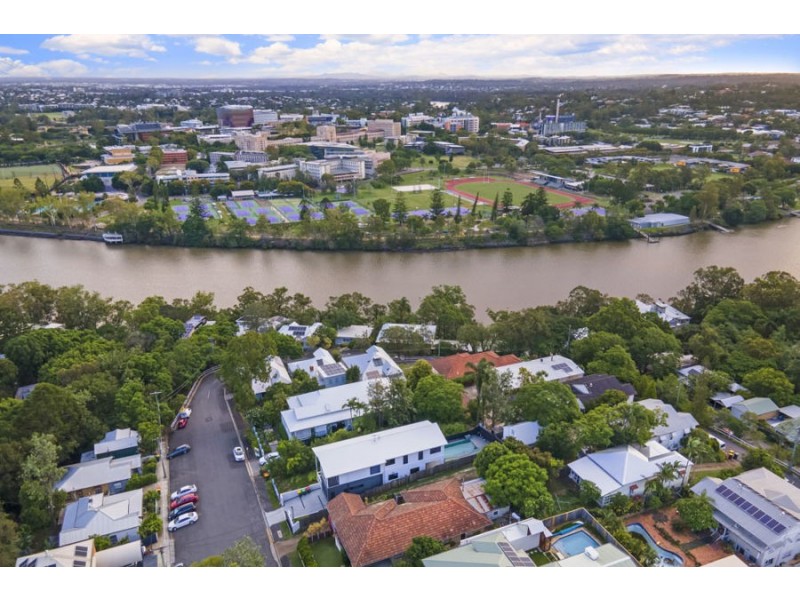 27 Derby Street, Highgate Hill QLD 4101