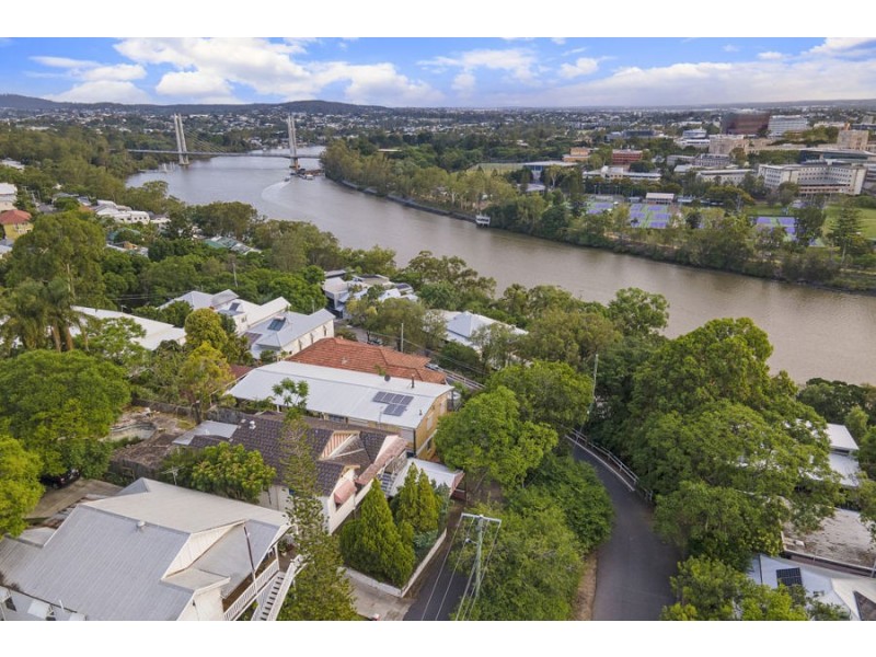 27 Derby Street, Highgate Hill QLD 4101