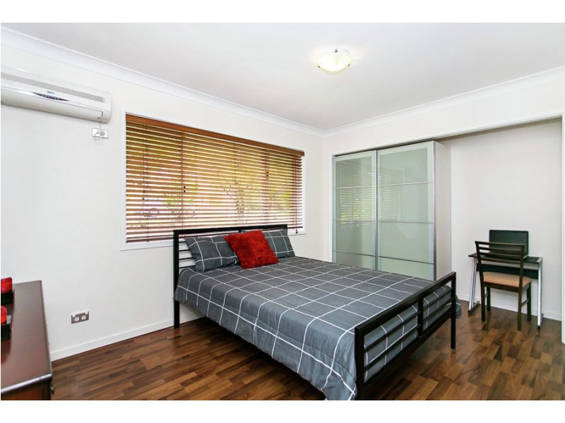 34 Regency Place, Mudgeeraba QLD 4213