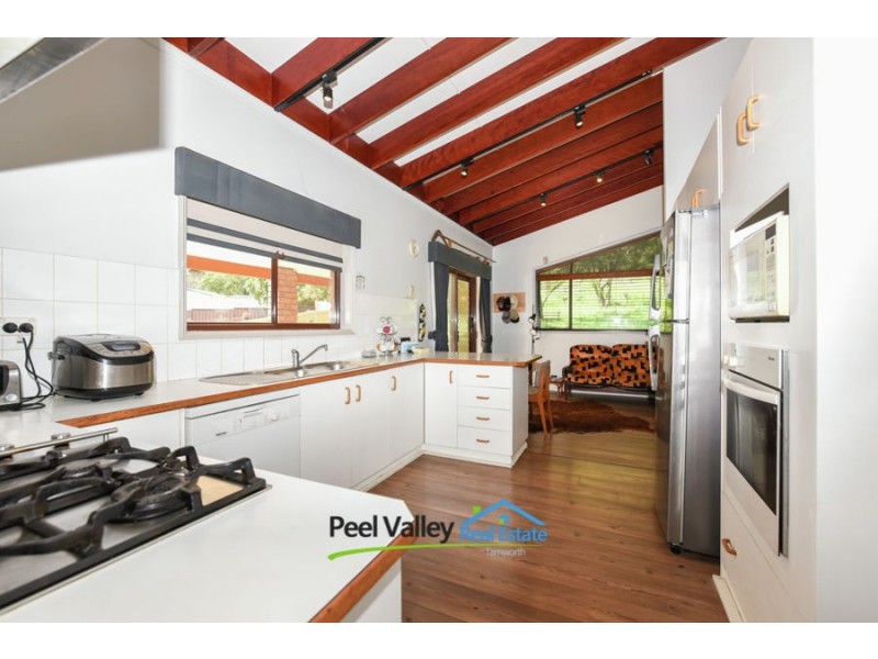 24 Ford Street, Tamworth NSW 2340