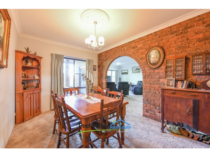 24 Ford Street, Tamworth NSW 2340