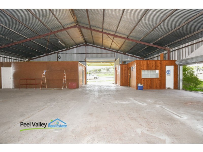 853 Armidale Road, Tamworth NSW 2340