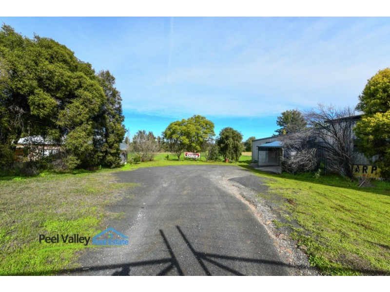 853 Armidale Road, Tamworth NSW 2340