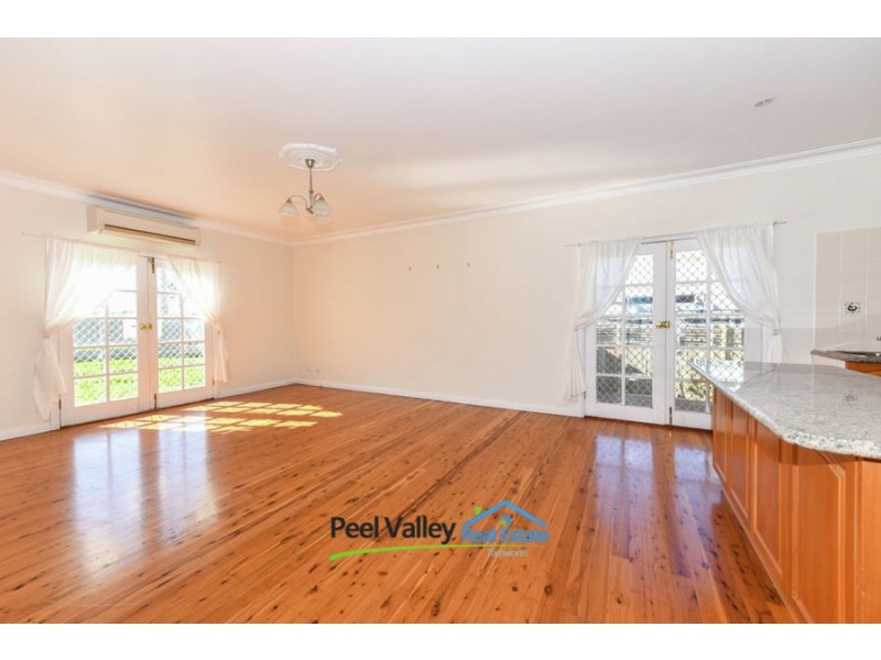 15 Willis Street, Tamworth NSW 2340