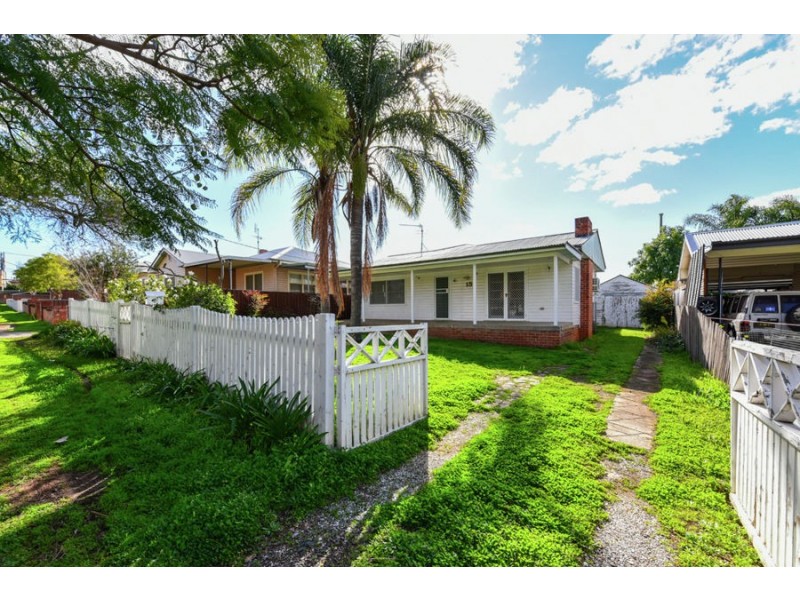 15 Willis Street, Tamworth NSW 2340