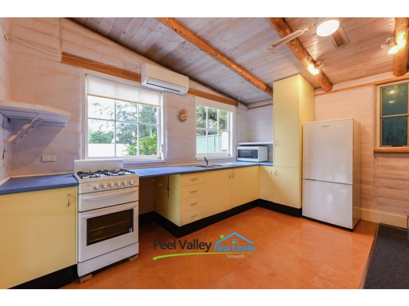 12 Coorigil Street, Tamworth NSW 2340