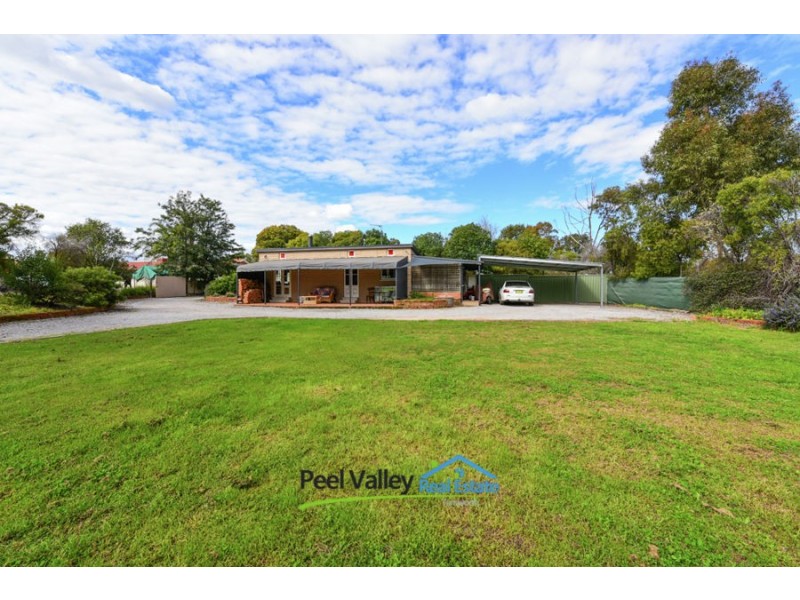 12 Coorigil Street, Tamworth NSW 2340