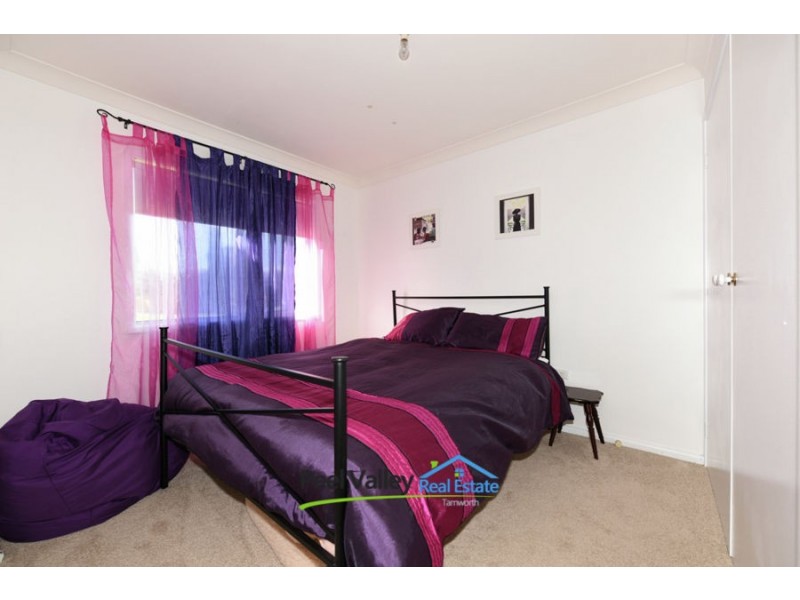 12 Burilla Street, Tamworth NSW 2340