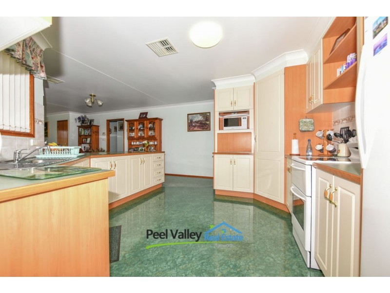 7 Ebony Close, Tamworth NSW 2340