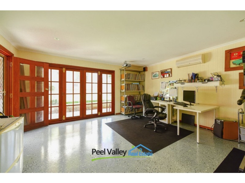 24 Parry Street, Tamworth NSW 2340