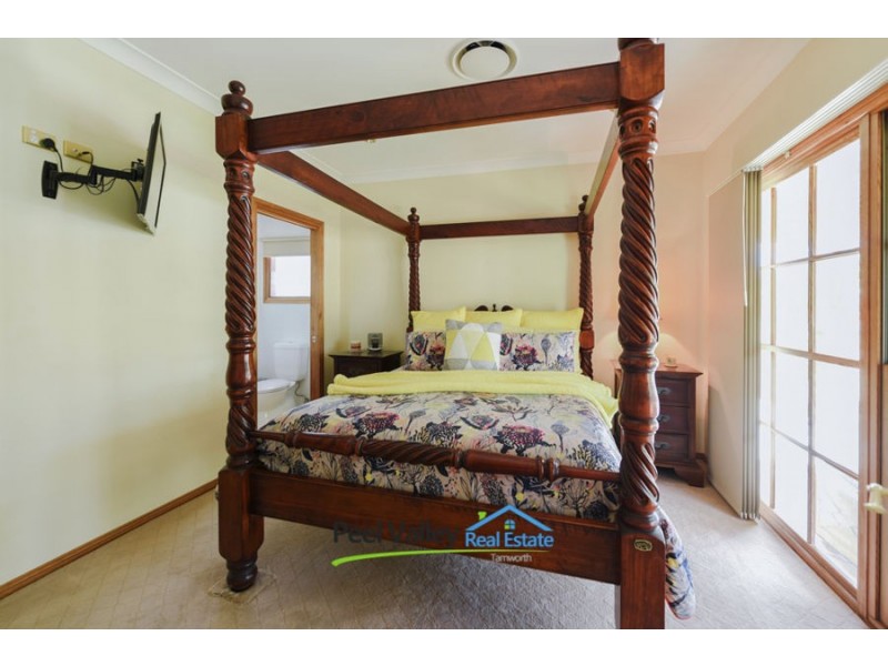 24 Parry Street, Tamworth NSW 2340