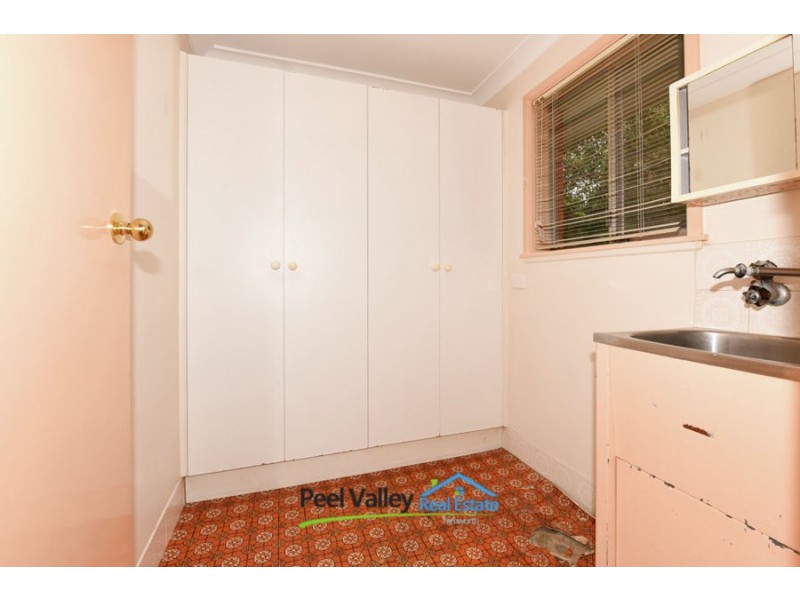 8 Ernest Street, Tamworth NSW 2340