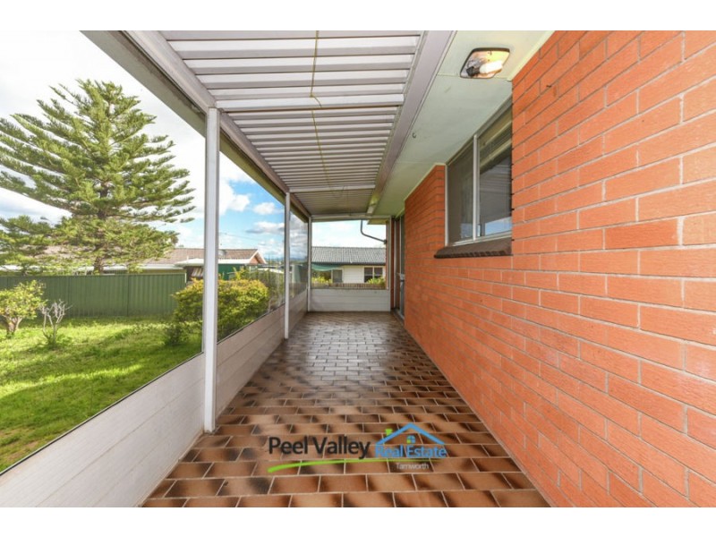 8 Ernest Street, Tamworth NSW 2340