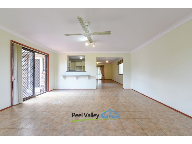 11 Nowland Crescent, Tamworth NSW 2340