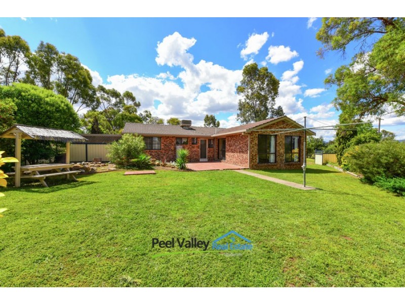 11 Nowland Crescent, Tamworth NSW 2340