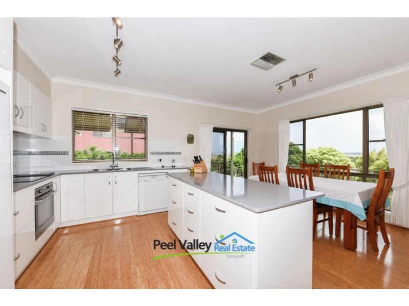 14 Caloola Street, Tamworth NSW 2340