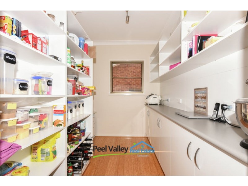 14 Caloola Street, Tamworth NSW 2340