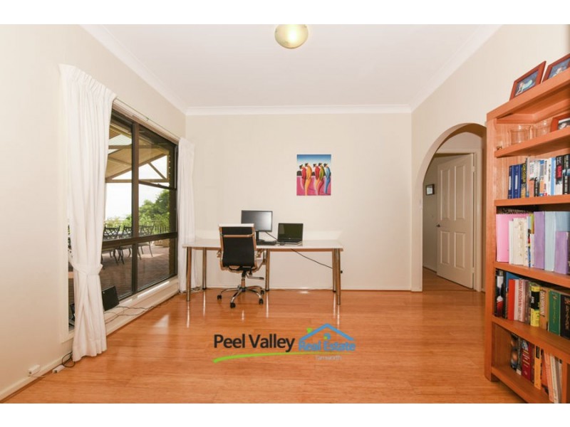 14 Caloola Street, Tamworth NSW 2340