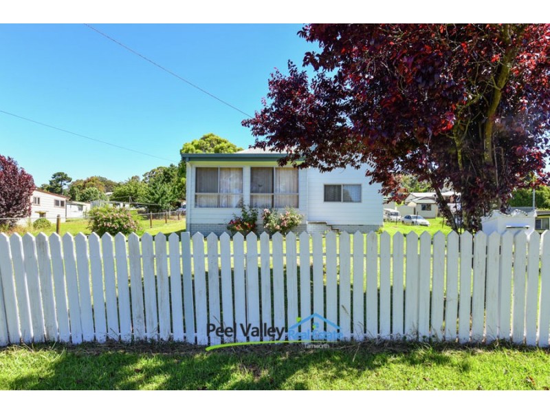 161W Fitzroy Street, Walcha NSW 2354
