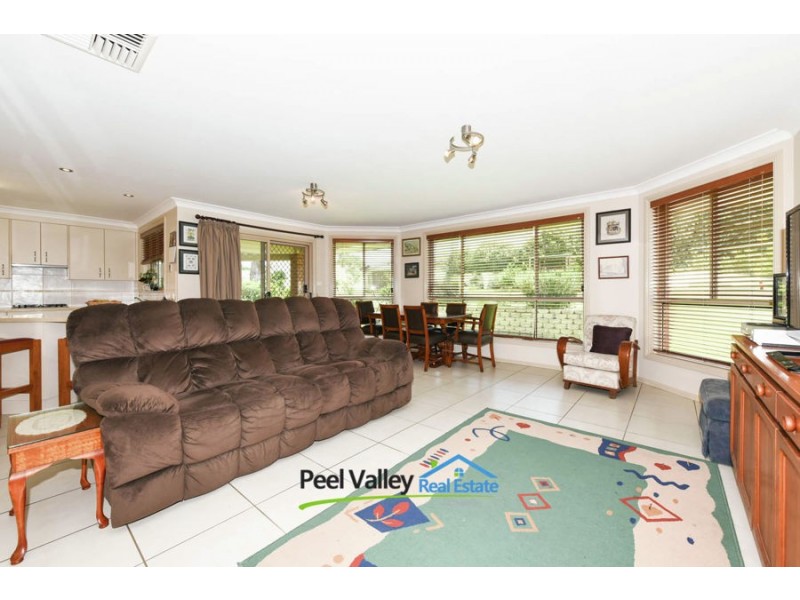 13 Kalinda Place, Tamworth NSW 2340