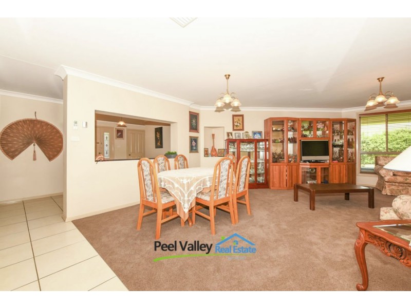 13 Kalinda Place, Tamworth NSW 2340