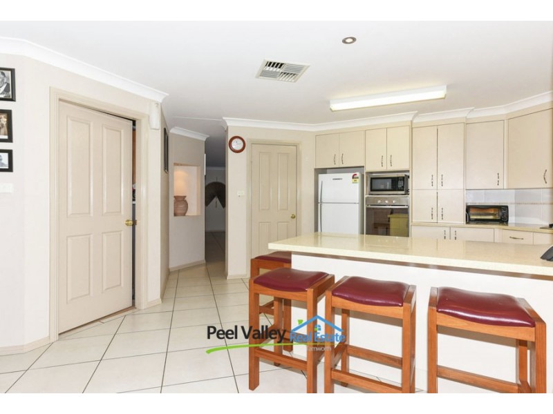 13 Kalinda Place, Tamworth NSW 2340