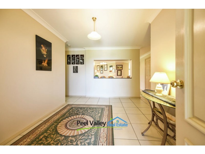 13 Kalinda Place, Tamworth NSW 2340