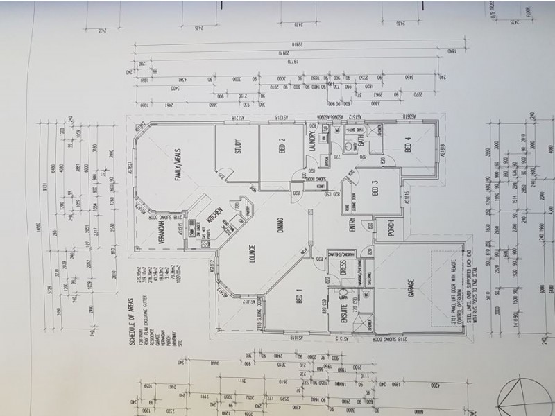 13 Kalinda Place, Tamworth NSW 2340 Floorplan