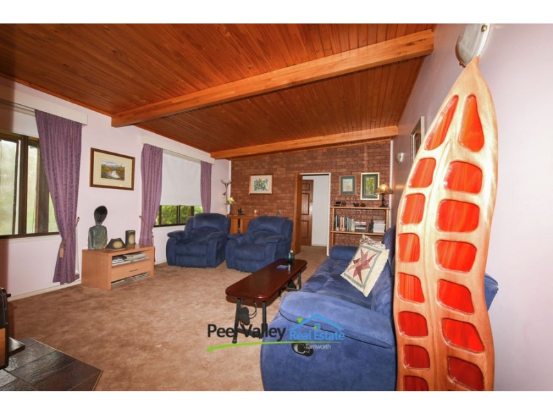 42 Roses Lane, Kootingal NSW 2352